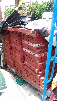 ขายแบบเหล็กมือสอง 40x120 สภาพดี60แผ่น อยู่เทพารักษ์ บางพลี