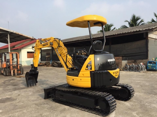 รถขุด KOMATSU PC30MR-1 ทำสีใหม่ นำเข้ามือสองญี่ปุ่น