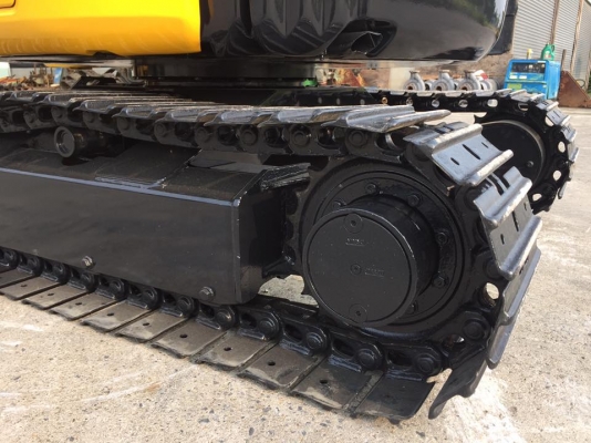 รถขุด KOMATSU PC30MR-1 ทำสีใหม่ นำเข้ามือสองญี่ปุ่น