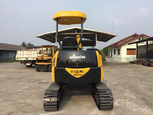 รถขุด KOMATSU PC30MR-1 ทำสีใหม่ นำเข้ามือสองญี่ปุ่น