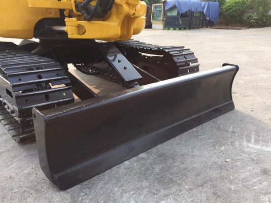 รถขุด KOMATSU PC30MR-1 ทำสีใหม่ นำเข้ามือสองญี่ปุ่น
