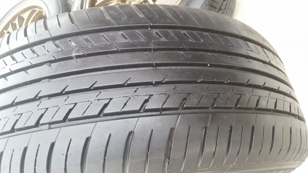 ล้อมือ2 RE30 ขอบ15 4รู100 พร้อมยาง 4 ล้อ ล้อมือ2 RE30 ขอบ15 4รู100 พร้อมยาง 4 ล้อ