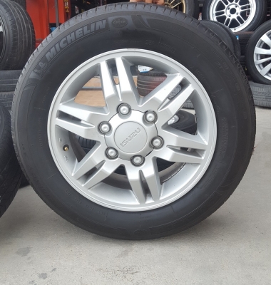 ขายล้อIsuzu Platinum ขอบ16 พร้อมยาง 4 ล้อ (ล้อฝากขาย) ขายล้อIsuzu Platinum ขอบ16 พร้อมยาง 4 ล้อ (ล้อฝากขาย)