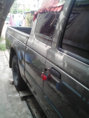 ขายรถฟอร์ด แค้ปปี 2003 เปลี่ยนสัญญา  ส่งต่อ 3210 บาท