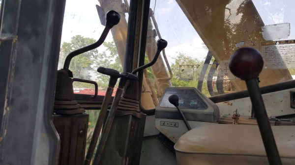 ขาย แบคโฮ SUMITOMO 145U1 สภาพพร้อมใช้งาน ไฟฟ้าตัดแล้ว เอกสารใบซื้อขาย ราคาต่อรองได้