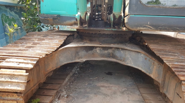 ขาย แบคโฮ KOBELCO SK200-8 YN11 รถพร้อมใช้งาน เอกสารเล่มทะเบียนครบ ราคาต่อรองได้