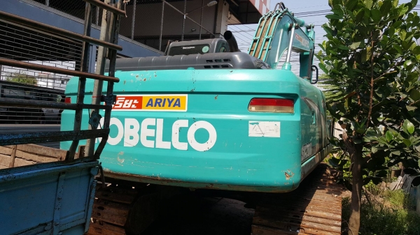 ขาย แบคโฮ KOBELCO SK200-8 YN11 รถพร้อมใช้งาน เอกสารเล่มทะเบียนครบ ราคาต่อรองได้