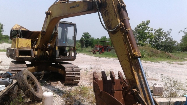 ขาย แบคโฮ KOMATSU PC120-3 เครื่องดี ปั้มดี เอวกระดกนิดหน่อย เอกสารใบซื้อขาย ราคาต่อรองได้