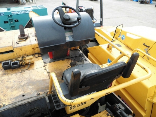 หัวคีบชีบพาย TOMEN KM2-1000E # 210261 ขนาด 2.9ตัน