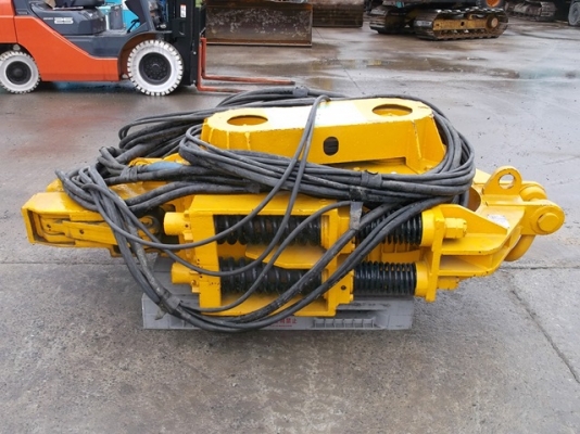 หัวคีบชีบพาย TOMEN KM2-1000E # 210261 ขนาด 2.9ตัน