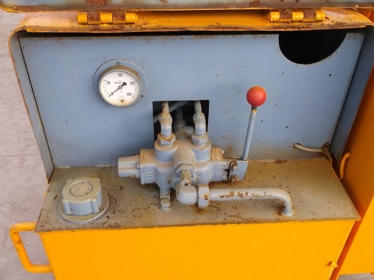 หัวคีบชีบพาย TOMEN KM2-300E # 1641003 ขนาด 1.15ตัน