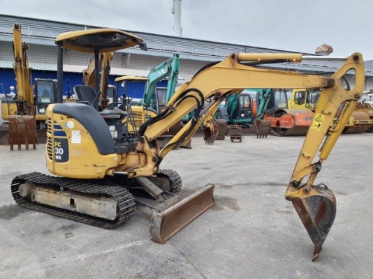 รถขุด 3 ตัน KOMATSU PC30MR-3 มือสองญี่ปุ่น
