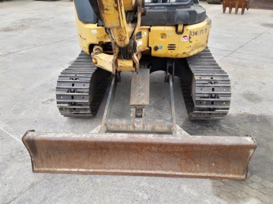 รถขุด 3 ตัน KOMATSU PC30MR-3 มือสองญี่ปุ่น