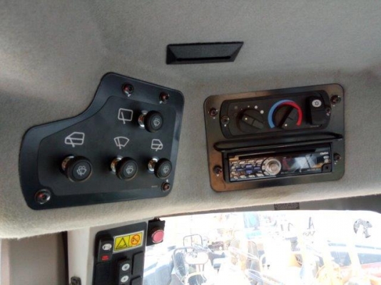 รถขุด 3 ตัน KOMATSU PC30MR-3 มือสองญี่ปุ่น