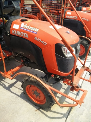 ขายด่วนแทรกเตอร์รุ่นเล็กสุดประหยัด Kubota B2140 สภาพดีรถสวย ราคาสบายๆ