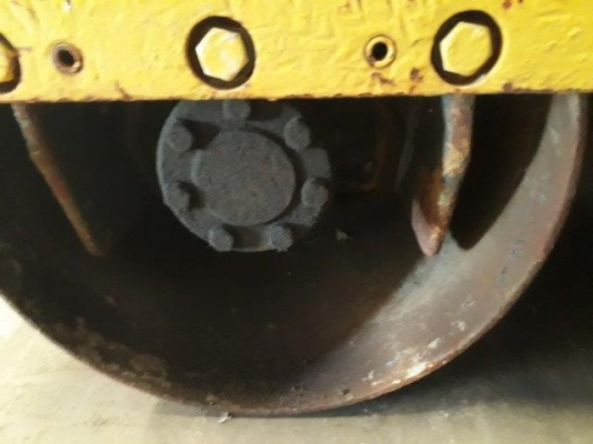 รถบดเดินตาม BOMAG BW61KS-2 # 233701มือสองญี่ปุ่น