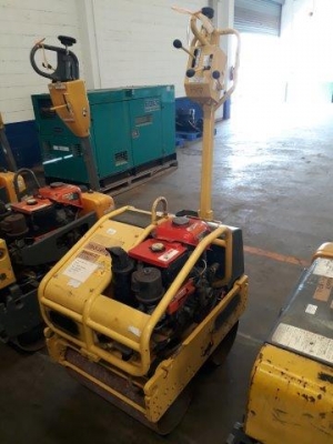 รถบดเดินตาม BOMAG BW61KS-2 # 233701มือสองญี่ปุ่น