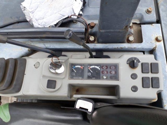 รถขุด 3 ตัน CAT 303CR มือสองญี่ปุ่น