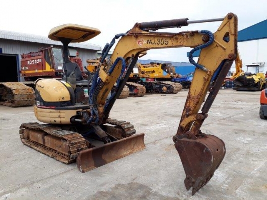 รถขุด 3 ตัน CAT 303CR มือสองญี่ปุ่น