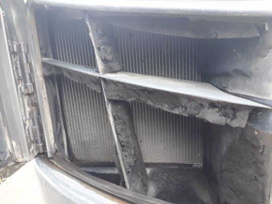 รถขุด 3 ตัน CAT 303CR มือสองญี่ปุ่น