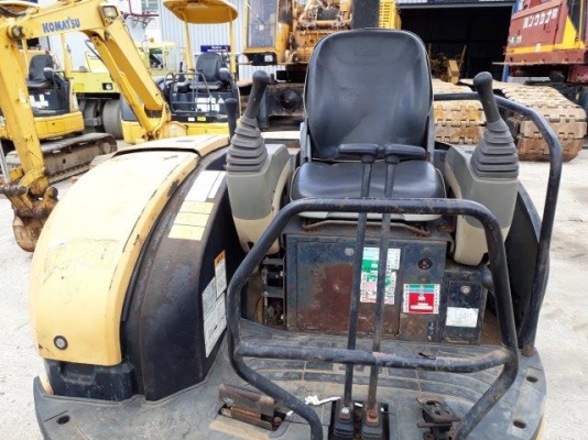 รถขุด 3 ตัน CAT 303CR มือสองญี่ปุ่น