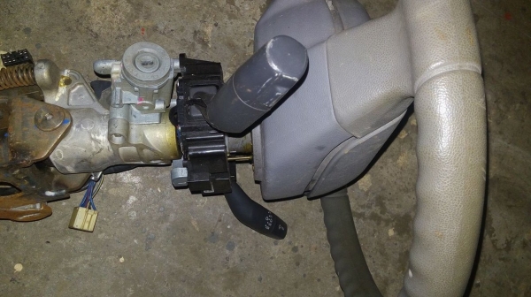 ขายชุดพวงมาลัยดีเเมกซ์ สวิทครบๆ ขายชุดพวงมาลัยดีเเมกซ์ สวิทครบๆ