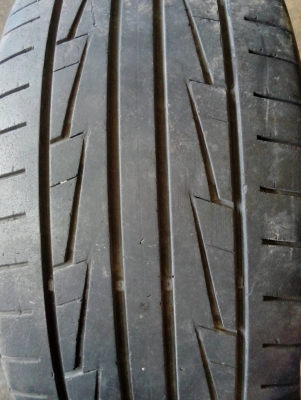 ขายยาง225 55 17มี2เส้น ขายยาง225 55 17มี2เส้น