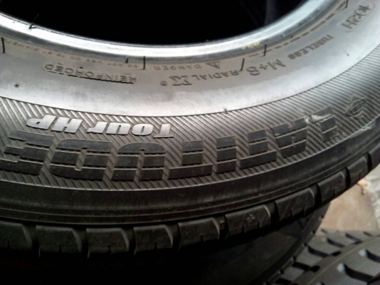 215/65R16 MICHELIN LATITUDE TOUR HP ชุด 4 เส้น โทร.081-427-3941