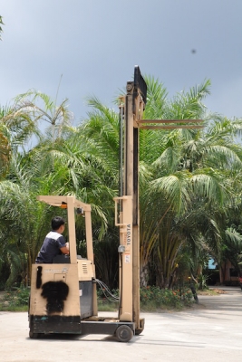 ขายFORKLIFT TOTOTA ไฟฟ้ารุ่น7FBR15(1.5ตัน) สวยเดิมจากญี่ปุ่น ยังไม่เคยใช้ในไทย 148,000เท่านั้น!!