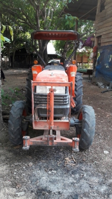 รถไถ 45 แรง DI  ปึ 53  เครื่องแห้งดี  พร้อมลุยงาน อุปกร  2 ชิ้น  ราคา  เบาฯฯ  250000 บาท    ดูรถ ที จ. อำนาจเจริญ   วันทูคอล 098 668-3479 dtac 094 283-9369 สิทธิ์ คับ