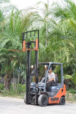 ขายFORKLIFT TOTOTA รุ่น8FG15รุ่นใหม่ล่าสุด เสาเข้าตู้ได้(1.5ตัน) สวยเดิมจากญี่ปุ่น ยังไม่เคยใช้ในไทย 185,000เท่านั้น!!