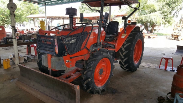 ขาย แทรกเตอร์ KUBOTA M7040 ถูกๆ สวยๆ