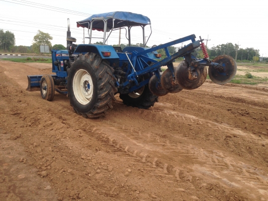 ขายรถไถFORD -6610 (ราคา 345,000 บาท) มีภาพวีดีโอ รถสภาพ พร้อมใช้งาน อุปกรณ์ครบพร้อม มีใบมีดดันหน้า ผานสภาพดีเครื่องแรงดี ระบบไฮดรอลิกส์ดี คูณ ชัยยา โทร 081-9972972 089-8451778