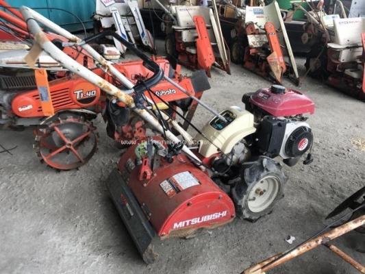 ราคาพิเศษ 16,000 บาท รถพรวนดินเดินตาม MITSUBISHI รุ่น MMR6 รหัสสินค้า 50101037 ติดต่อ 081-8283376 www.nihonmono.com ราคาพิเศษ 16,000 บาท รถพรวนดินเดินตาม MITSUBISHI รุ่น MMR6 รหัสสินค้า 50101037 ติดต่อ 081-8283376 www.nihonmono.com