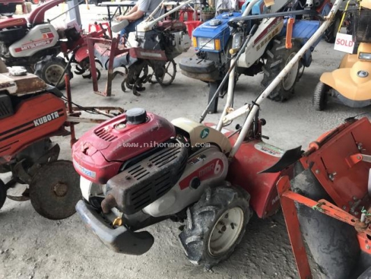 ราคาพิเศษ 16,000 บาท รถพรวนดินเดินตาม MITSUBISHI รุ่น MMR6 รหัสสินค้า 50101037 ติดต่อ 081-8283376 www.nihonmono.com ราคาพิเศษ 16,000 บาท รถพรวนดินเดินตาม MITSUBISHI รุ่น MMR6 รหัสสินค้า 50101037 ติดต่อ 081-8283376 www.nihonmono.com