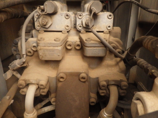 Hitachi EX135USR-5 เก่าญี่ปุ่น ใบแทรค 70ซม. ระบบดี นำเข้าเองจากญี่ปุ่นโดยตรง