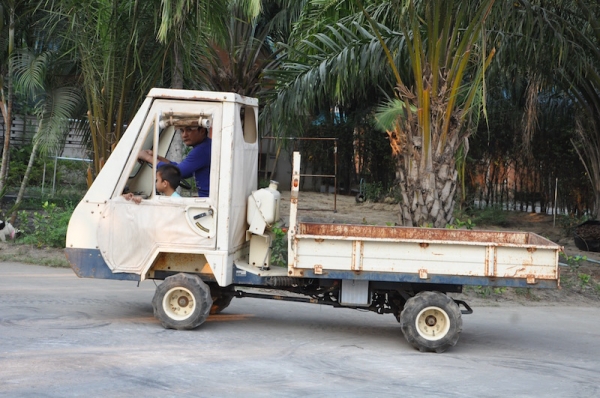 ขายรถkubota(ขับ4ล้อ)(ดั้มได้) บรรทุกสินค้าการเกษตร&amp;ก่อสร้าง สภาพสวยเดิมจากญี่ปุ่นยังไม่เคยใช้งานในไทย 55,000บาท!!