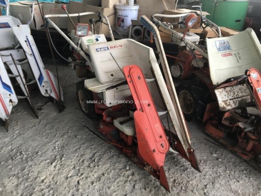 ราคาพิเศษ 14,000 บาท รถเกี่ยวข้าวเดินตาม KUBOTA รุ่น HF32 รหัสสินค้า 50101004 ติดต่อ 081-8283376  www.nihonmono.com