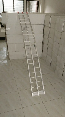 บันไดอลูมิเนียม ขึ้นรถมอไซค์