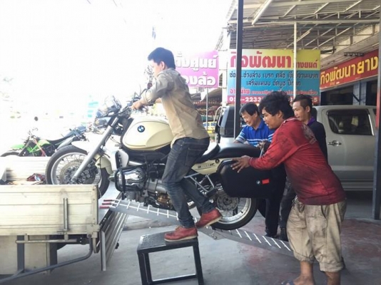 บันไดอลูมิเนียม ขึ้นรถมอไซค์