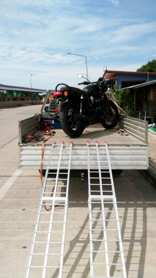 บันไดอลูมิเนียม ขึ้นรถมอไซค์