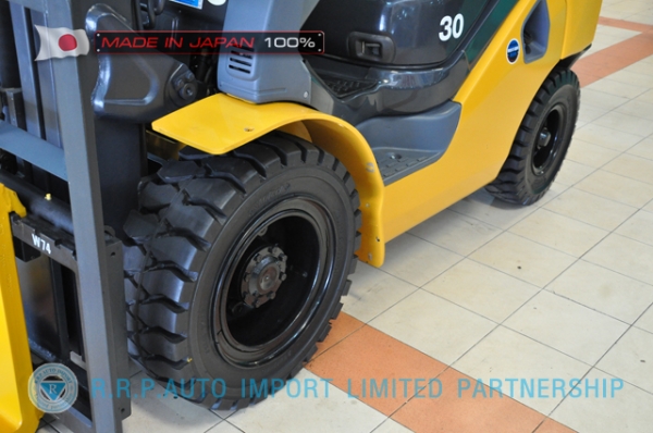 ขายรถโฟล์คลิฟท์มือสอง KOMATSU รุ่น  FD30T-17-324414 นำเข้าไม่เคยใช้งานในไทย