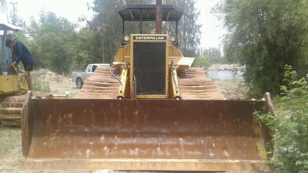 ต้องการขาย Dozer CAT D5G