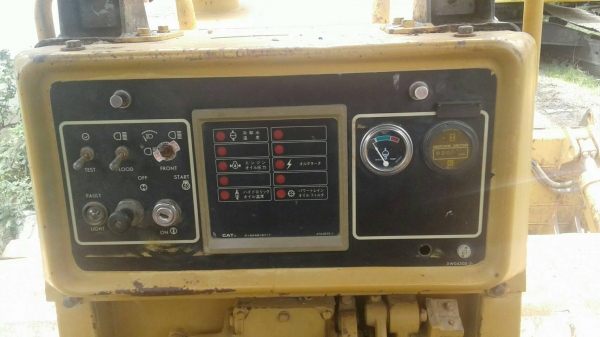 ต้องการขาย Dozer CAT D5G ต้องการขาย Dozer CAT D5G