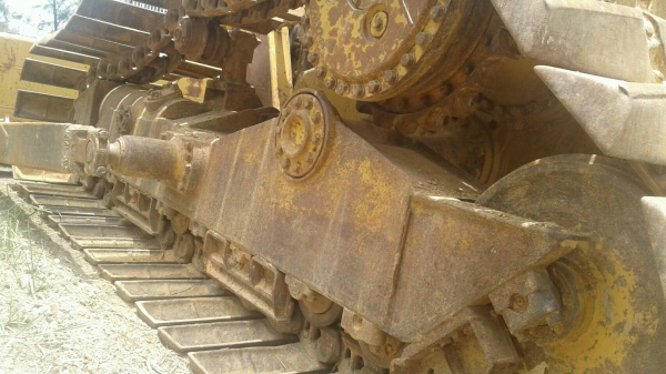 ต้องการขาย Dozer CAT D5G ต้องการขาย Dozer CAT D5G