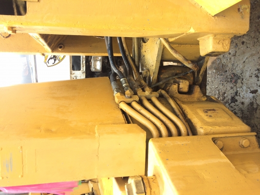 ขายรถตักKomatsu เอวอ่อน2คันสภาพสวยพร้อมใช้งานรถตักคูบูต้า2เพลา1คุนสภาพพร้อมใช้งานรวม3คัน