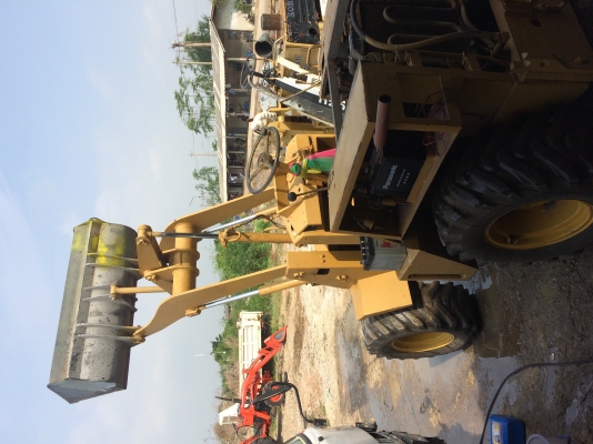 ขายรถตักKomatsu เอวอ่อน2คันสภาพสวยพร้อมใช้งานรถตักคูบูต้า2เพลา1คุนสภาพพร้อมใช้งานรวม3คัน