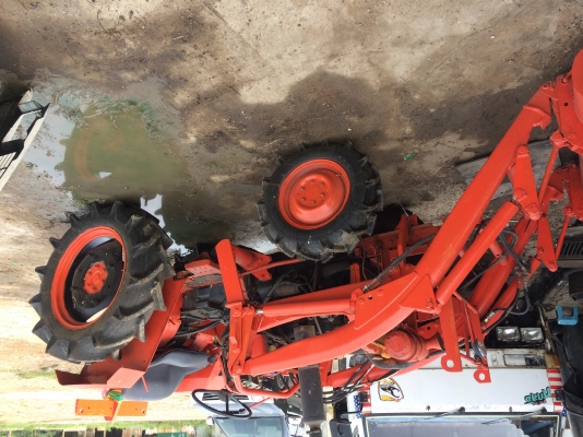 ขายรถตักKomatsu เอวอ่อน2คันสภาพสวยพร้อมใช้งานรถตักคูบูต้า2เพลา1คุนสภาพพร้อมใช้งานรวม3คัน