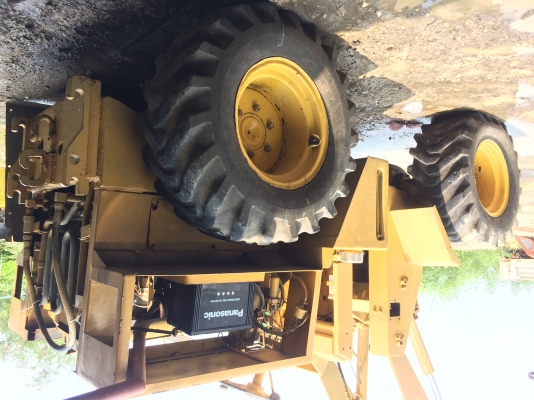 ขายรถตักKomatsu เอวอ่อน2คันสภาพสวยพร้อมใช้งานรถตักคูบูต้า2เพลา1คุนสภาพพร้อมใช้งานรวม3คัน