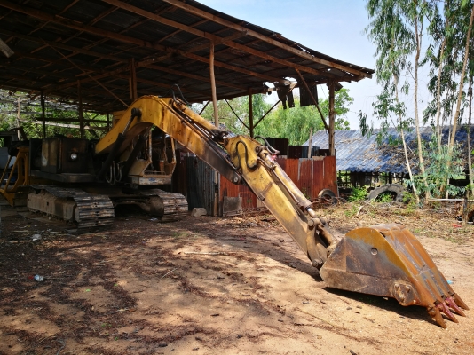 ขายรถขุด KOMATSU PC 120-2 พร้อมเทนเลอร์ยกชุด ราคา 330,000 ขายตามสภาพไม่มีย้อมแมวขาย